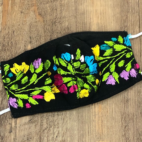 Small San Antonino Face Mask Mexican Embroidery - Picture 12 of 16